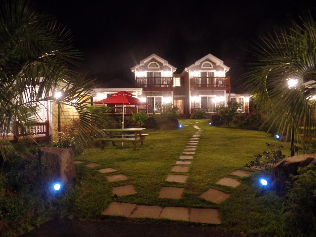 Jubilee Chalet Seogwipo Exterior foto