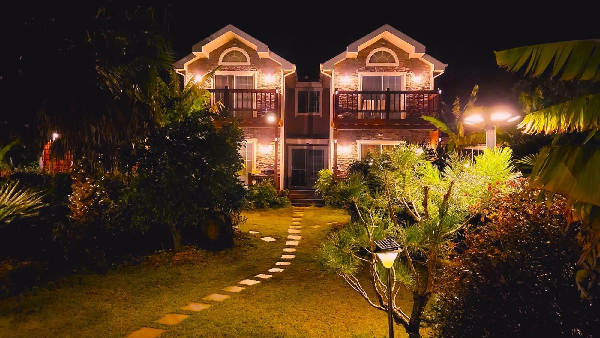 Jubilee Chalet Seogwipo Exterior foto