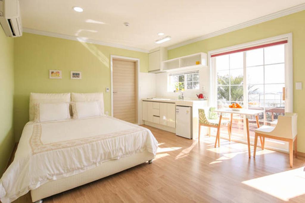 Jubilee Chalet Seogwipo Zimmer foto
